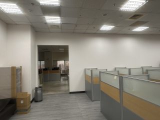 中和辦公室搬遷裝潢實例｜辦公室打通設計與安全施工一次完成