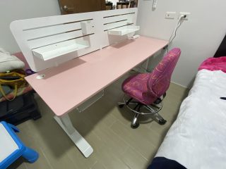 多站多健康─昇降式辦公桌